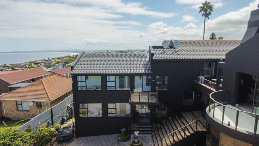  Bedroom Property for Sale in Dana Bay Western Cape